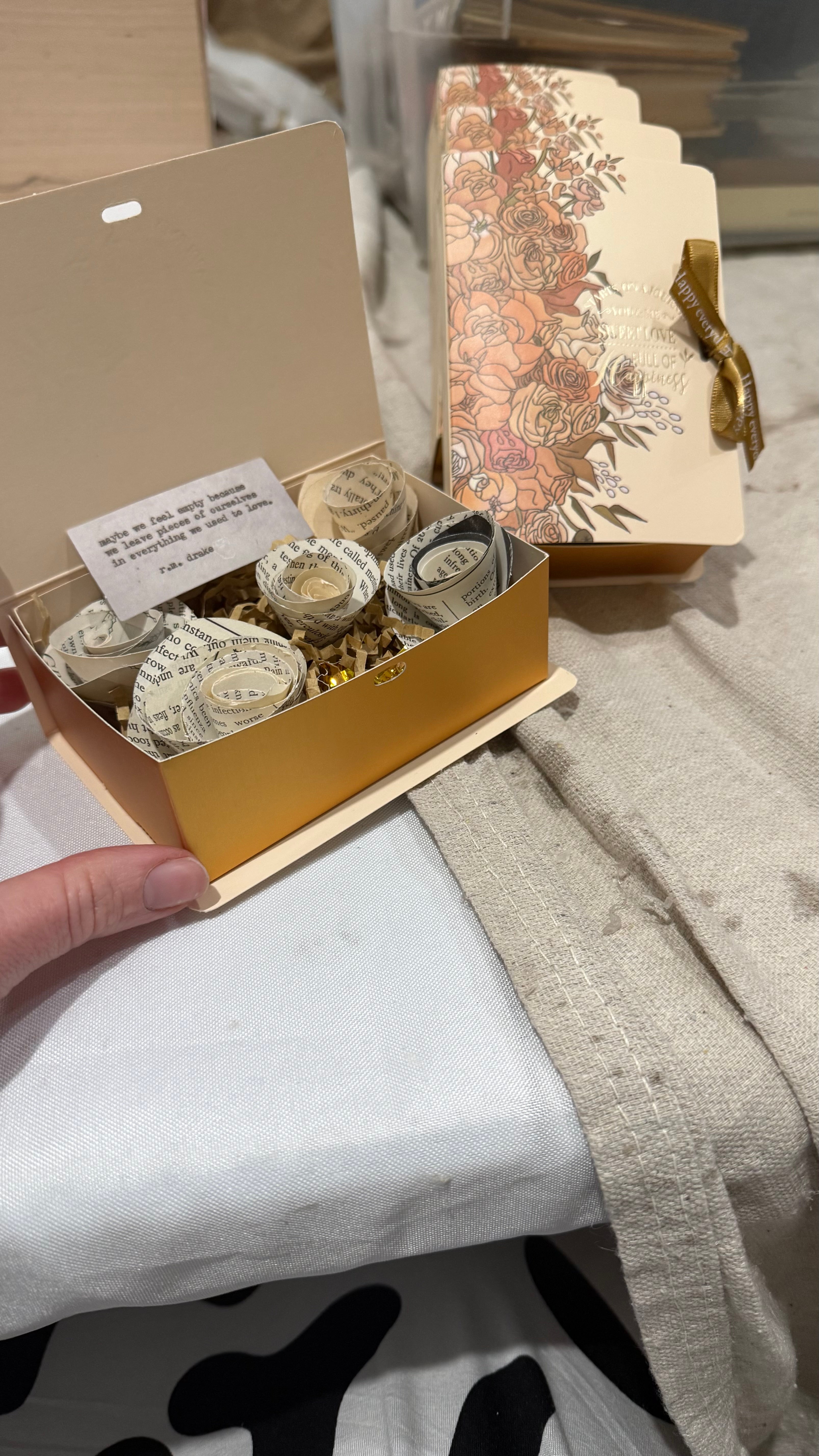 Book Flower Gift Box